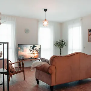 Modern 2 R-apartment/netflix/fitness/billiard Dresden